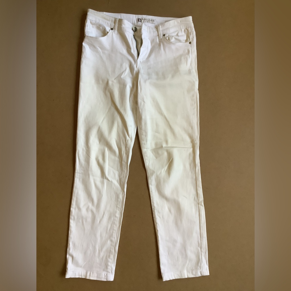 Anne Klein Classic Elegant White Straight Cropped Ankle Jeans​